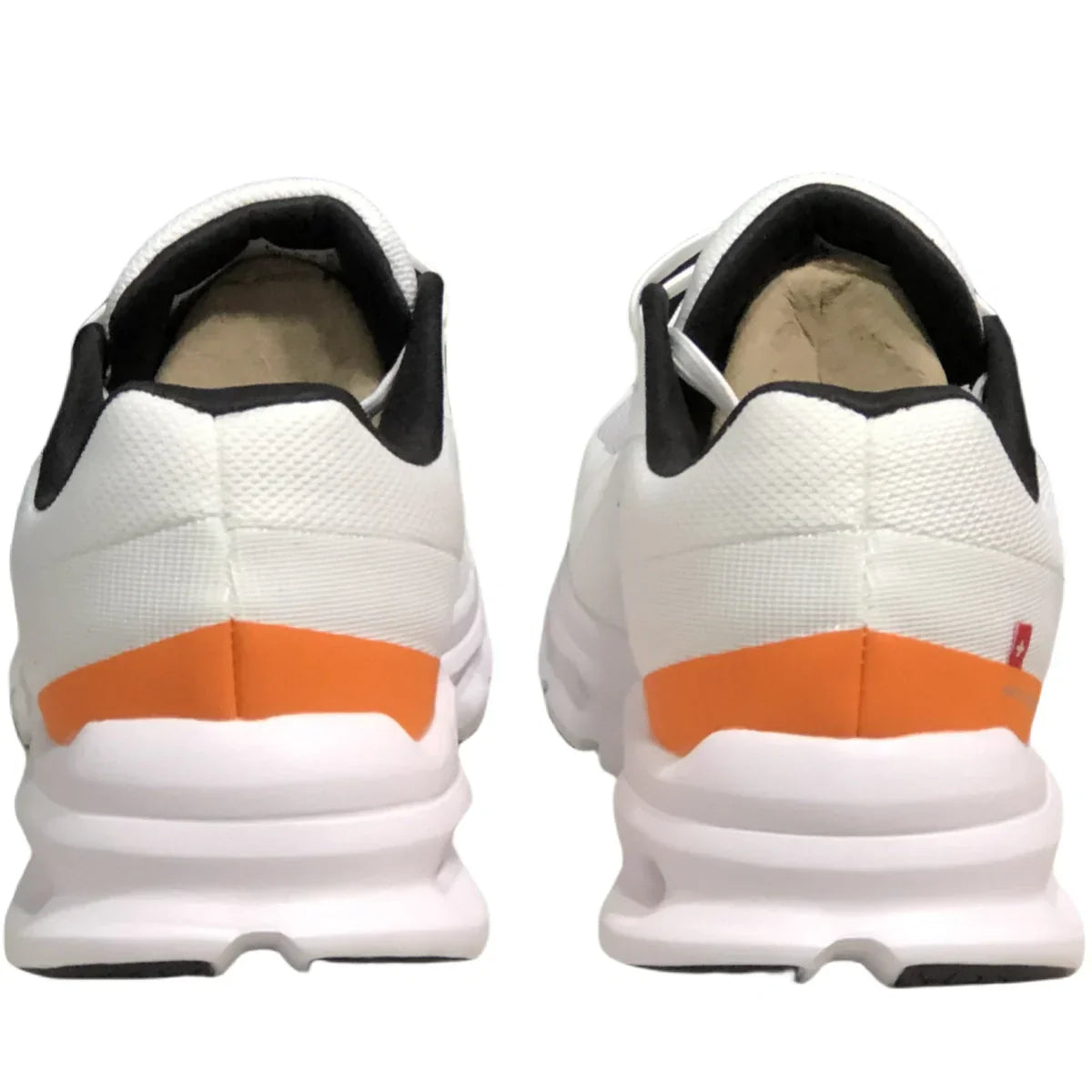 On Cloudrunner Damen Undyed Weiß/Flame
