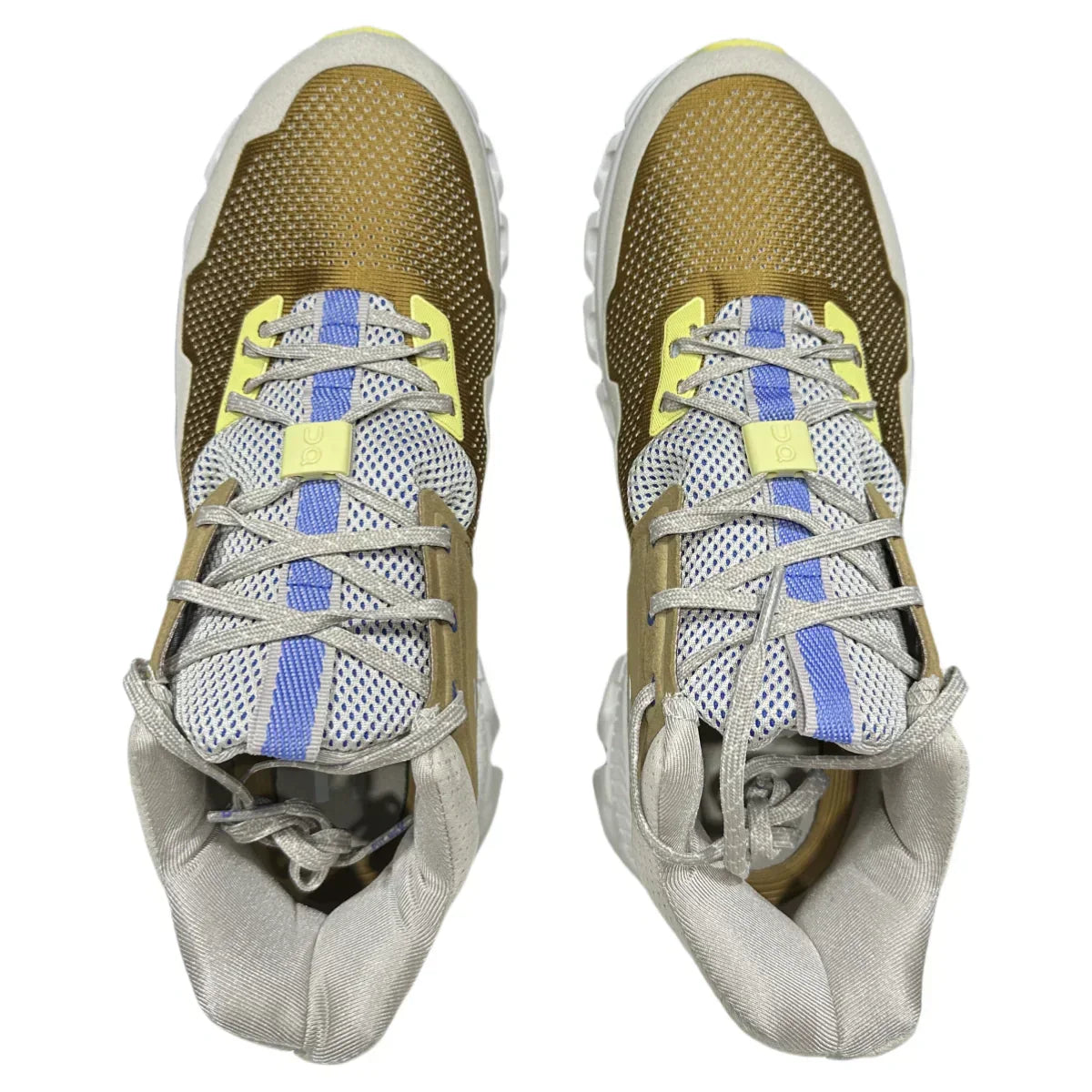 Zapatillas On Cloud Hi Edge para mujer color hipergólico